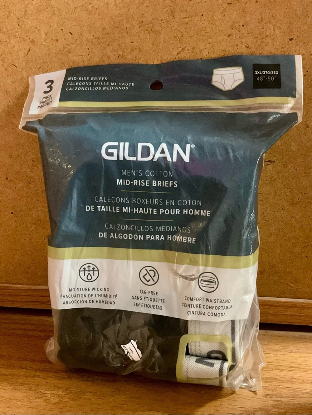 Gildan Men's Briefs Pack - Black and White